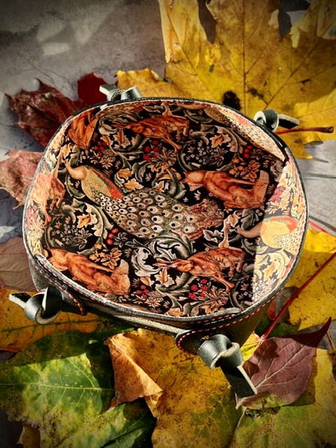 Läderskål William Morris Knut